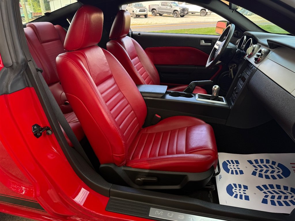 Used 2007 Ford Mustang GT RWD image 56
