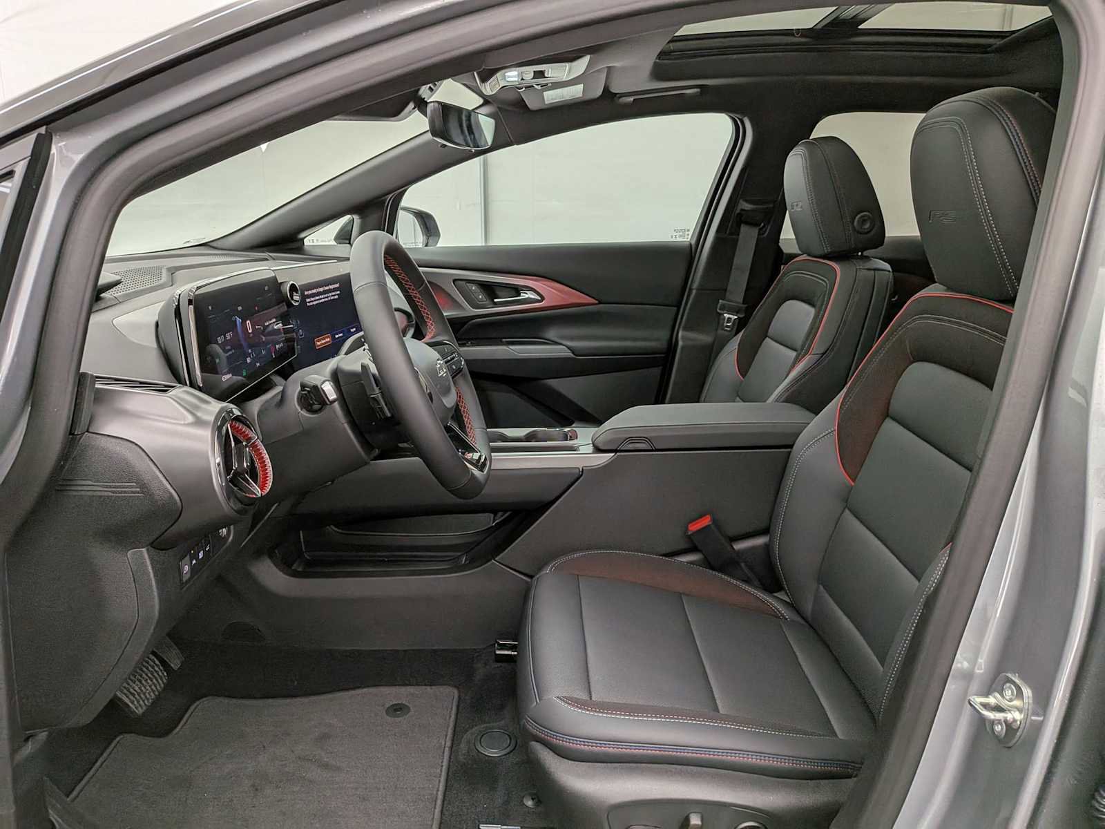 New 2026 Chevrolet Equinox EV RS image 17