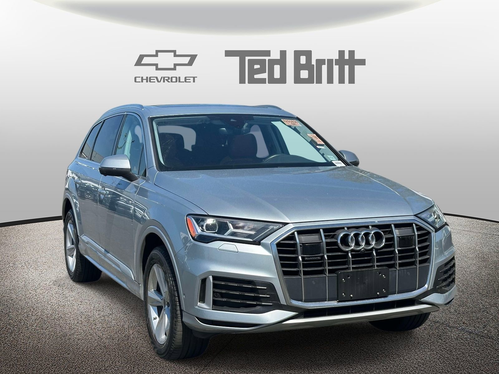 Used 2023 Audi Q7 2.0T Premium Plus w/ Premium Plus Package AWD/4WD image 3