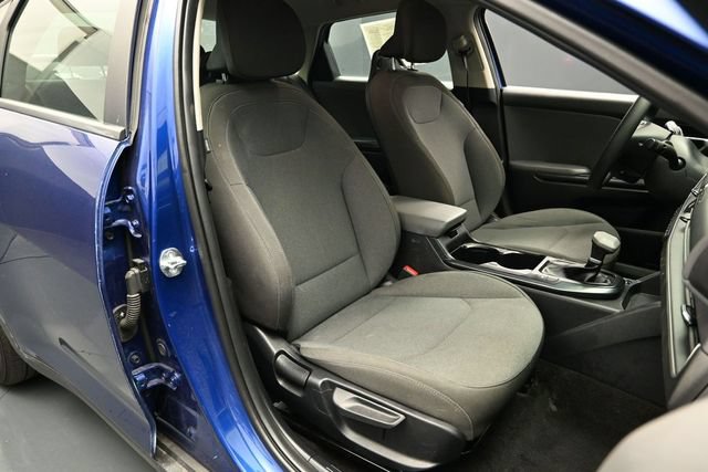 Used 2025 Kia K4 FWD image 16