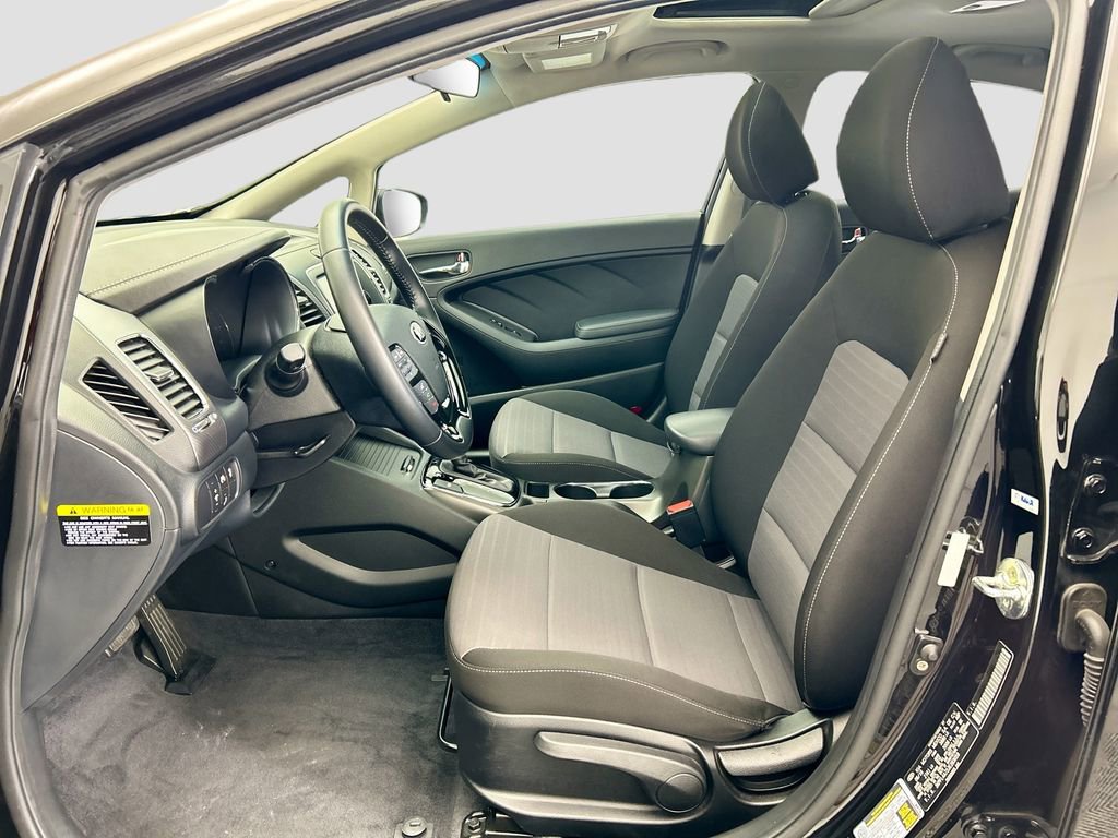 Used 2018 Kia Forte S w/ S Technology Plus Package image 17