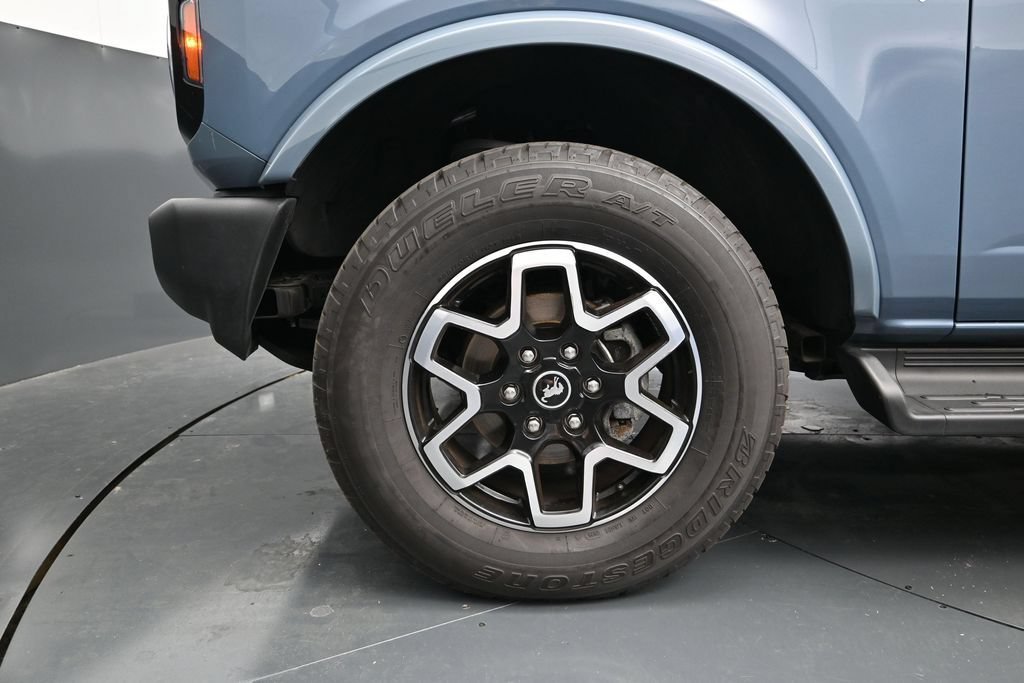 Used 2025 Ford Bronco Outer Banks AWD/4WD image 12