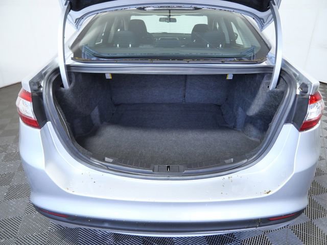 Used 2014 Ford Fusion SE FWD image 10