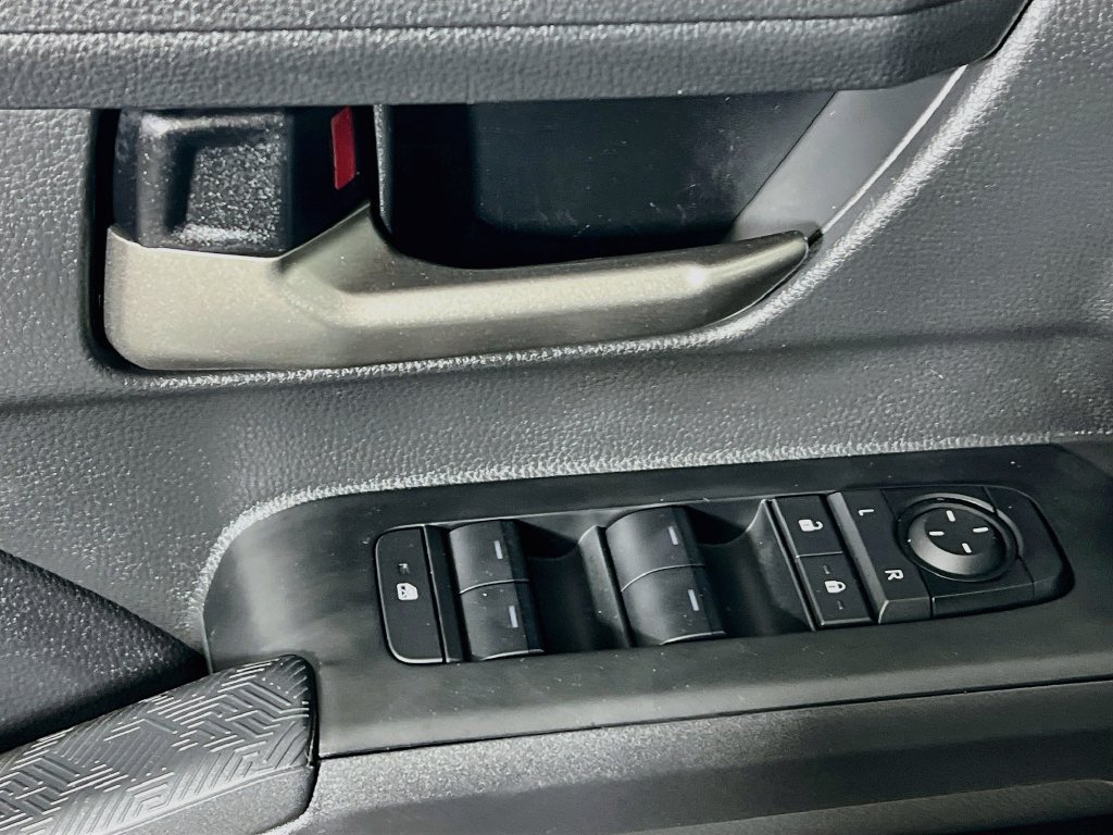 Certified 2025 Toyota Tacoma TRD Sport AWD/4WD image 15