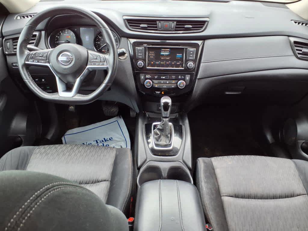 Used 2018 Nissan Rogue SV AWD/4WD image 12