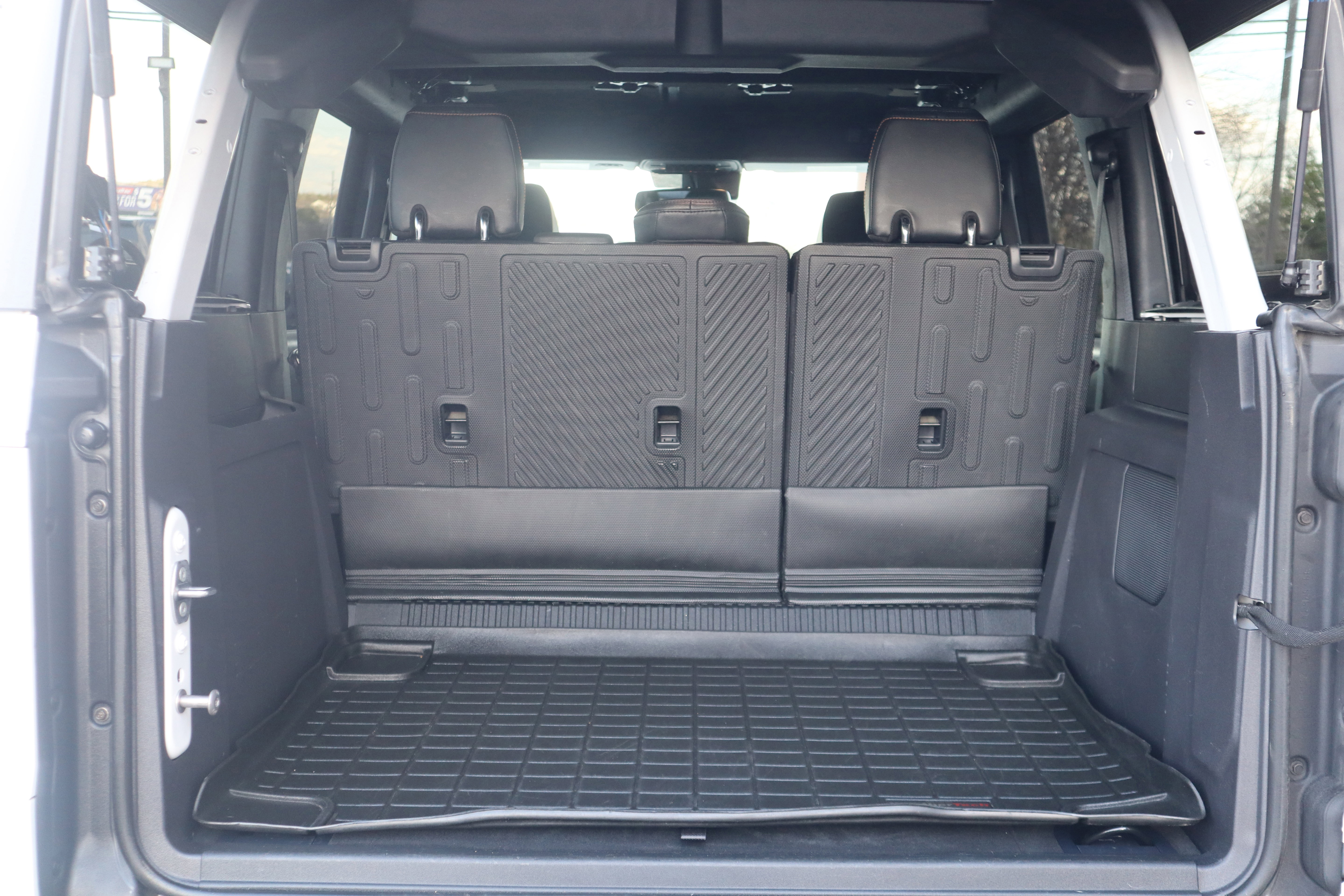 Used 2023 Ford Bronco Badlands image 37