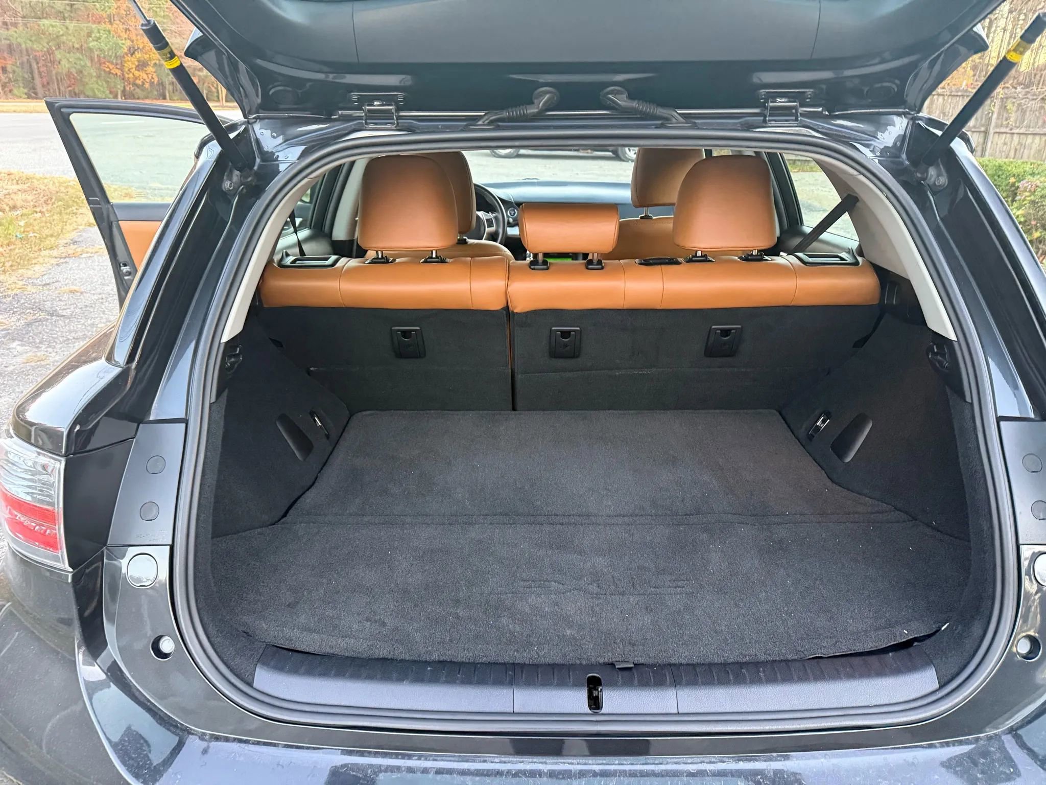 Used 2011 Lexus CT 200h image 10