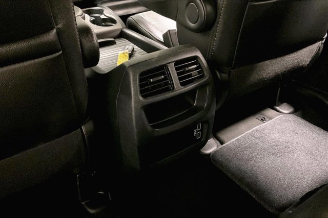 Used 2023 Honda Passport EX-L image 34