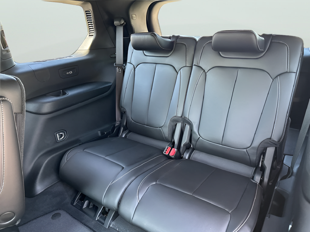 New 2026 Jeep Grand Cherokee L Limited AWD/4WD image 36