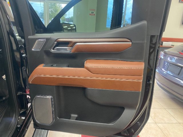 Used 2024 GMC Sierra 1500 Denali Ultimate AWD/4WD image 16