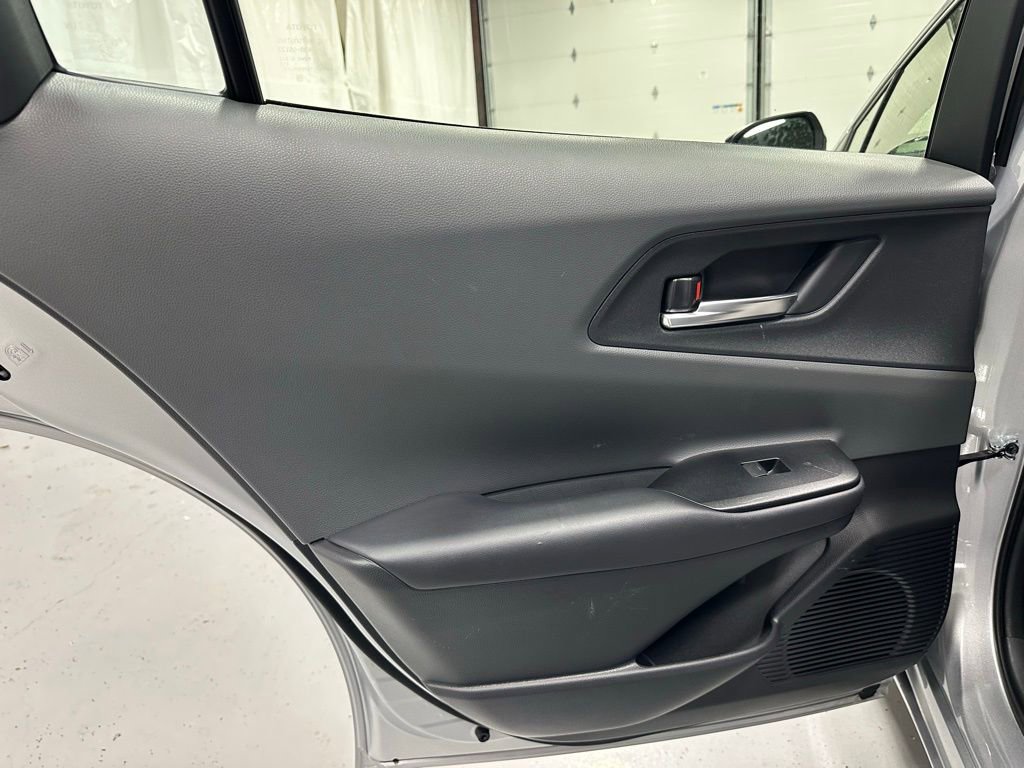 Used 2025 Toyota Prius XLE image 42