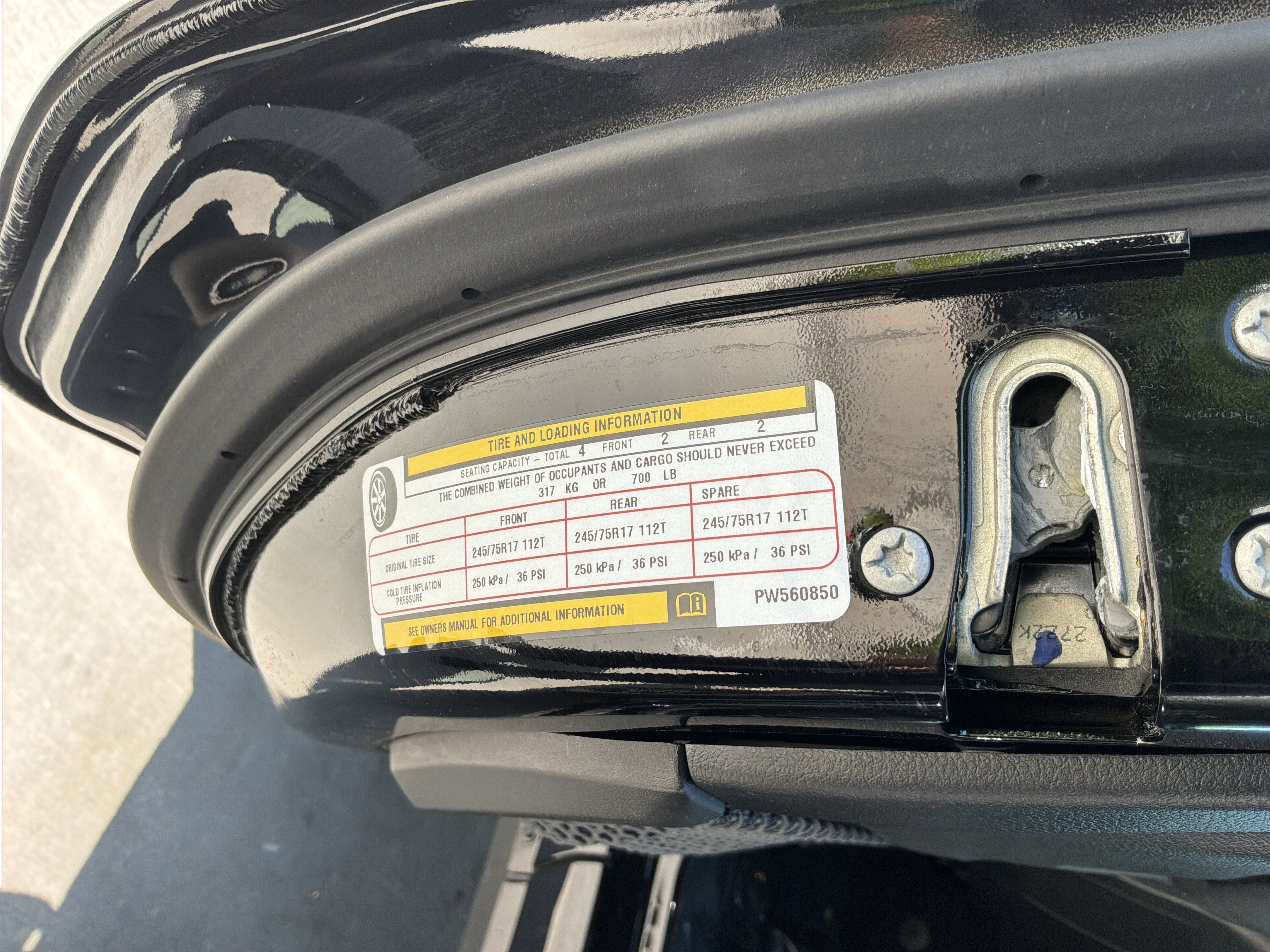 Used 2023 Jeep Wrangler Sport AWD/4WD image 35
