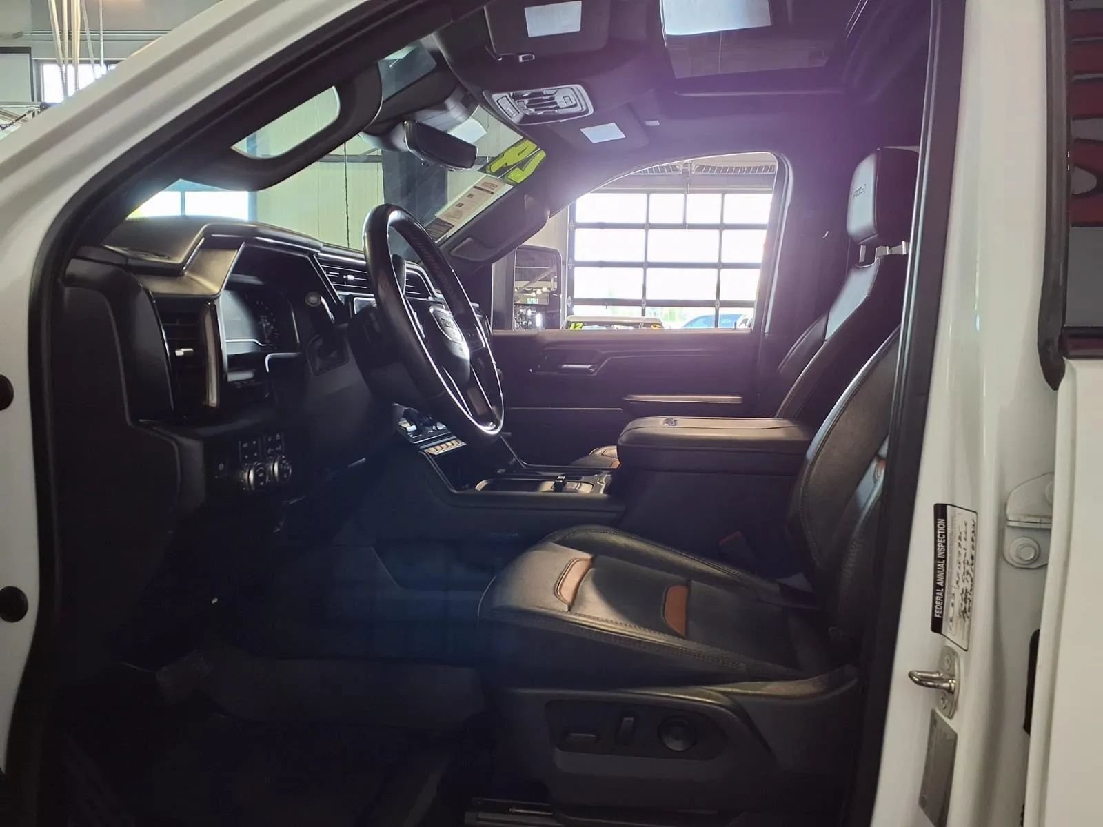 Used 2024 GMC Sierra 2500 AT4 w/ AT4 Premium Plus Package AWD/4WD image 18