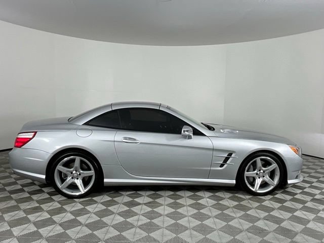 Used 2015 Mercedes-Benz SL 400 image 4
