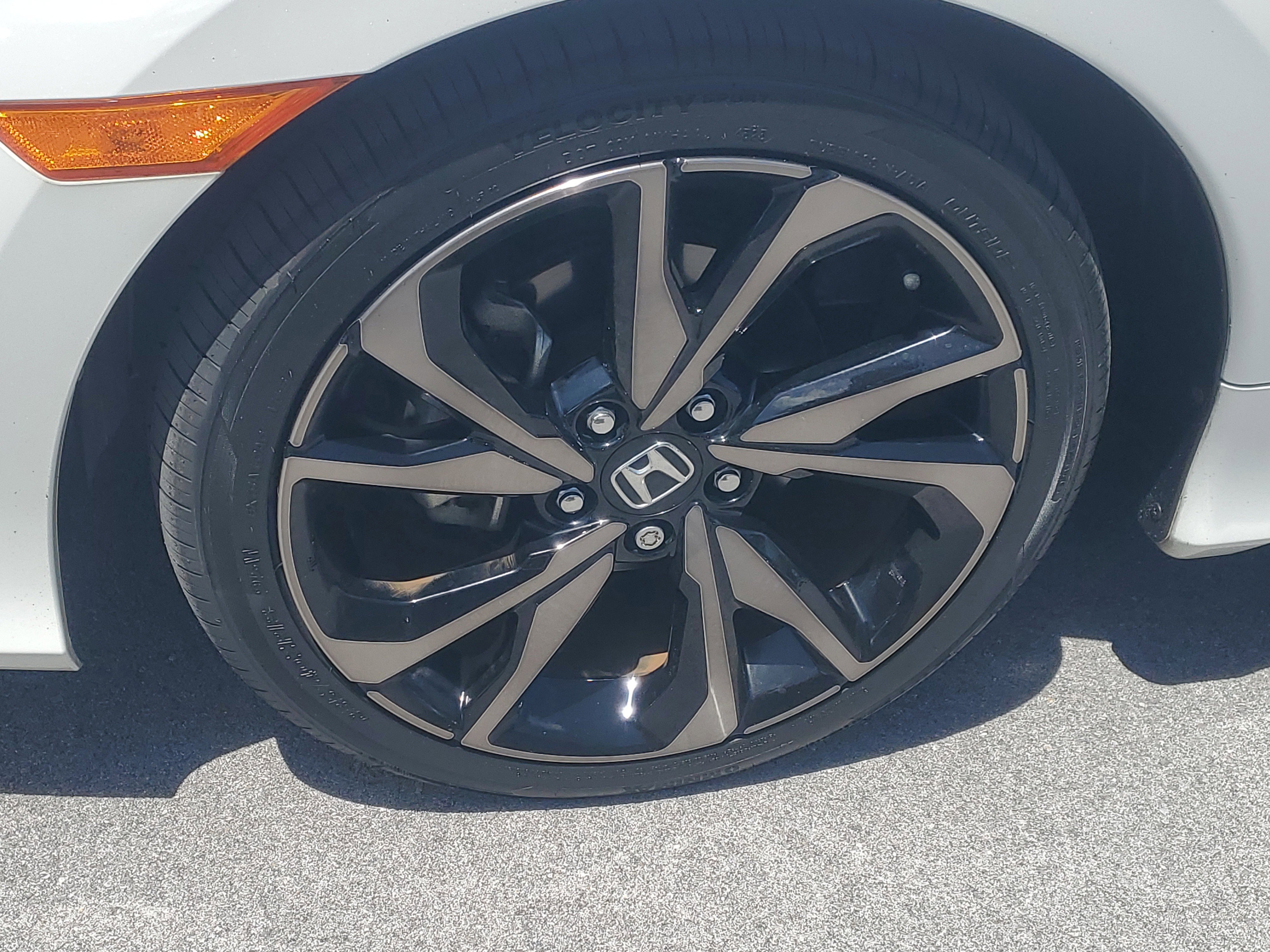 Used 2021 Honda Civic Sport image 4