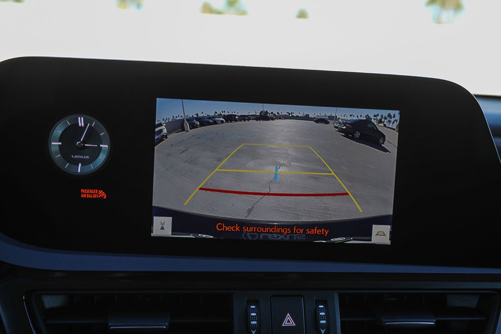 Used 2024 Lexus ES 300h w/ Premium Package image 23