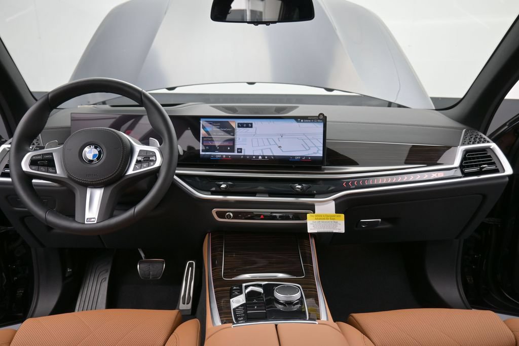 New 2026 BMW X5 xDrive40i w/ M Sport Package AWD/4WD image 12