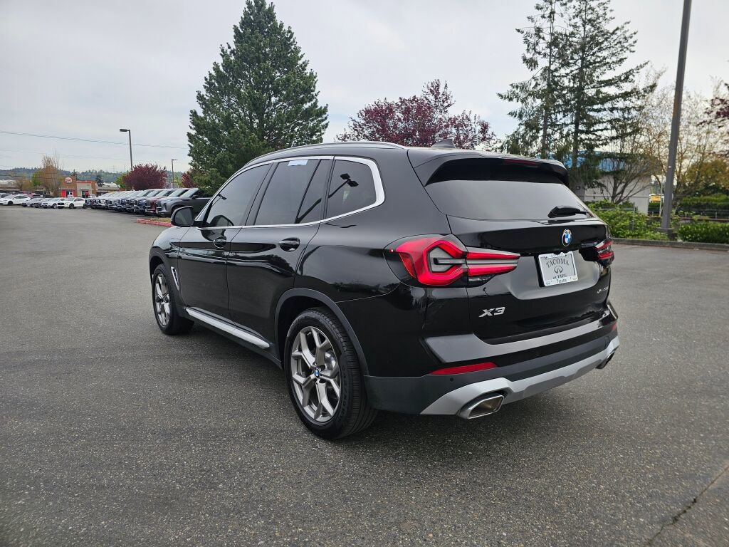 Used 2024 BMW X3 xDrive30i w/ Premium Essential Package image 5