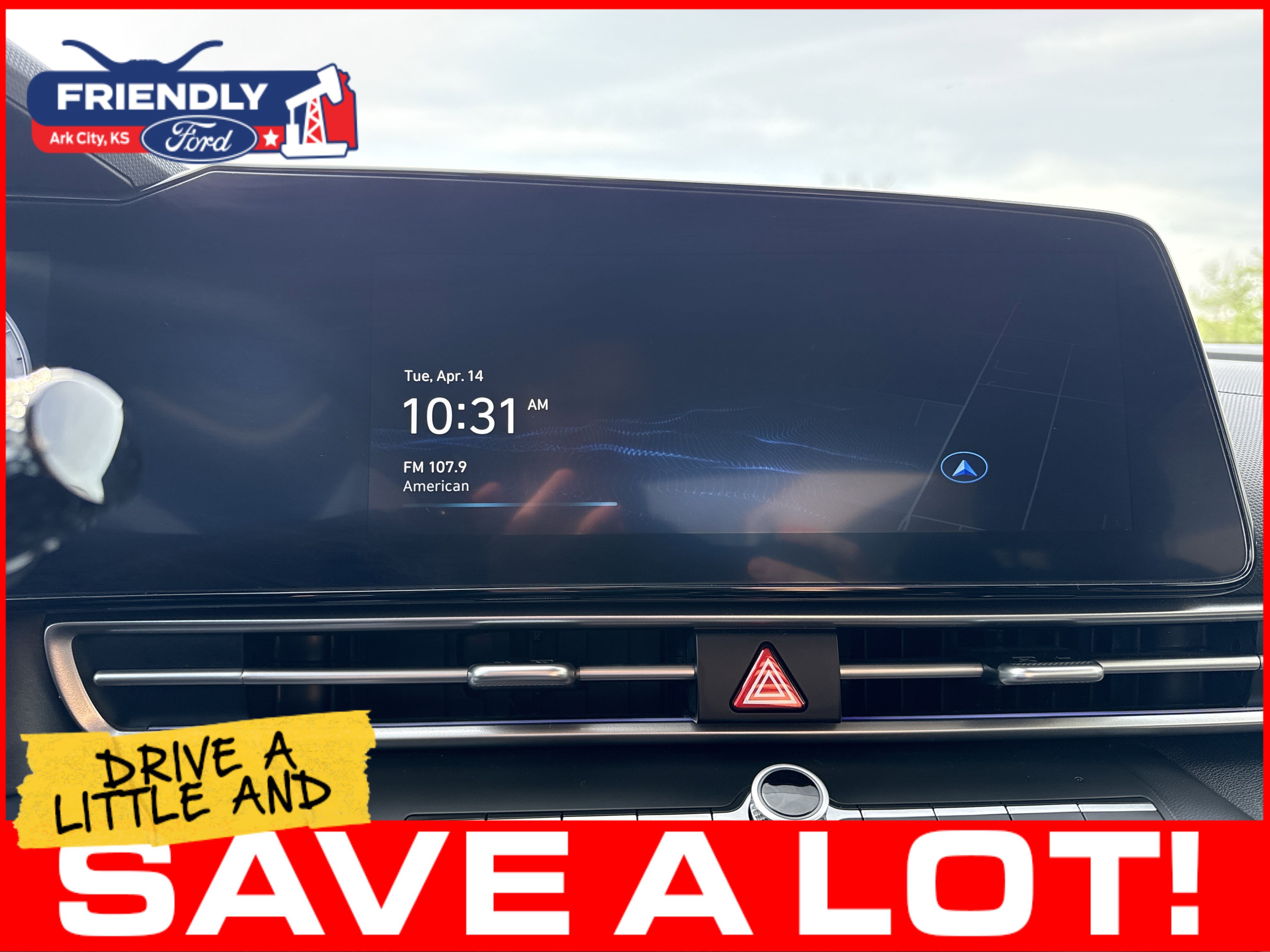 Used 2024 Hyundai Elantra SEL FWD image 15
