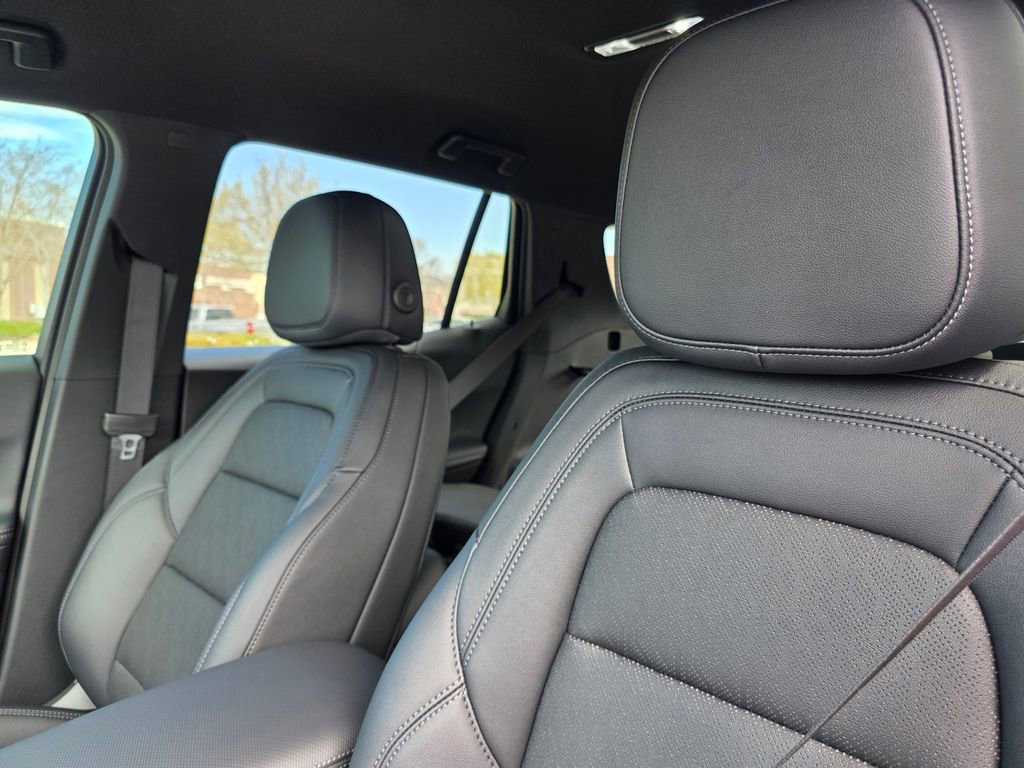 New 2026 Chevrolet Equinox LT w/ Convenience Package II image 9