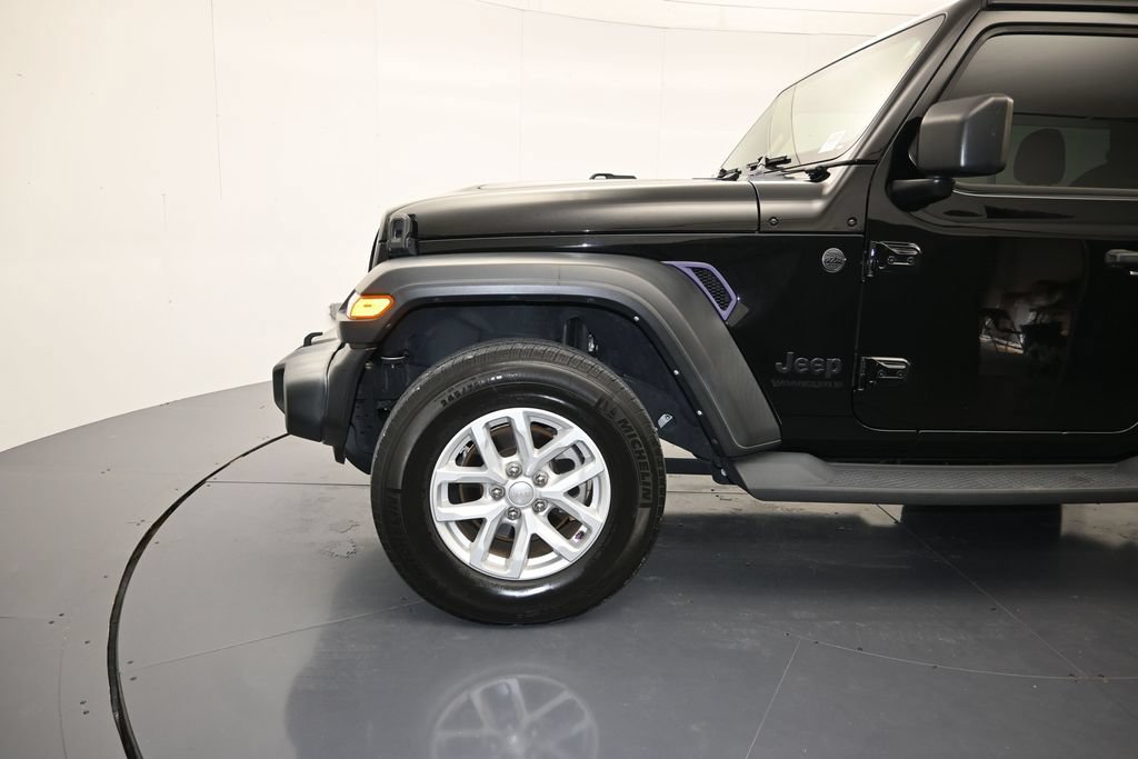 Used 2023 Jeep Wrangler Sport AWD/4WD image 9