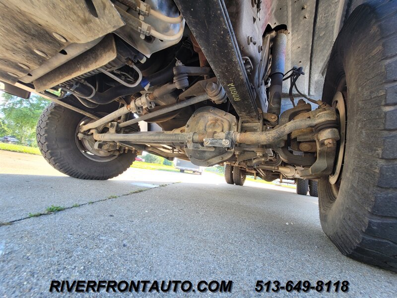 Used 2001 Ford F350 4x4 Regular Cab DRW Super Duty image 35