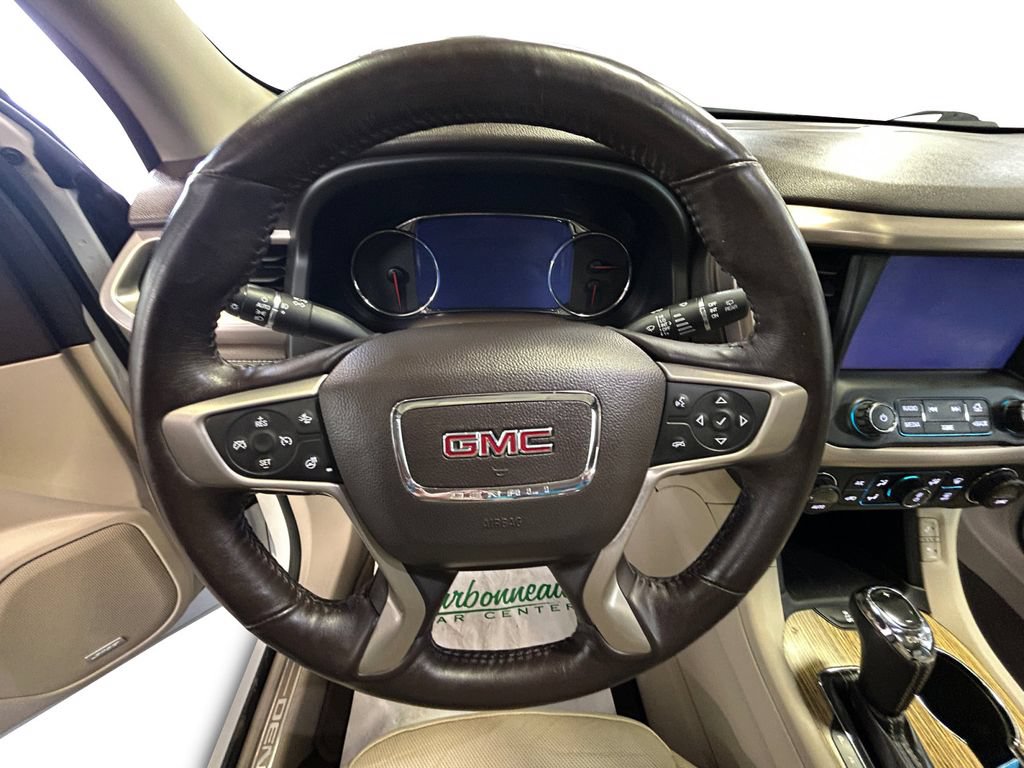 Used 2017 GMC Acadia Denali w/ Technology Package AWD/4WD image 13