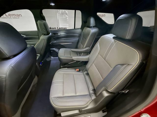 Used 2025 Chevrolet Traverse High Country image 28