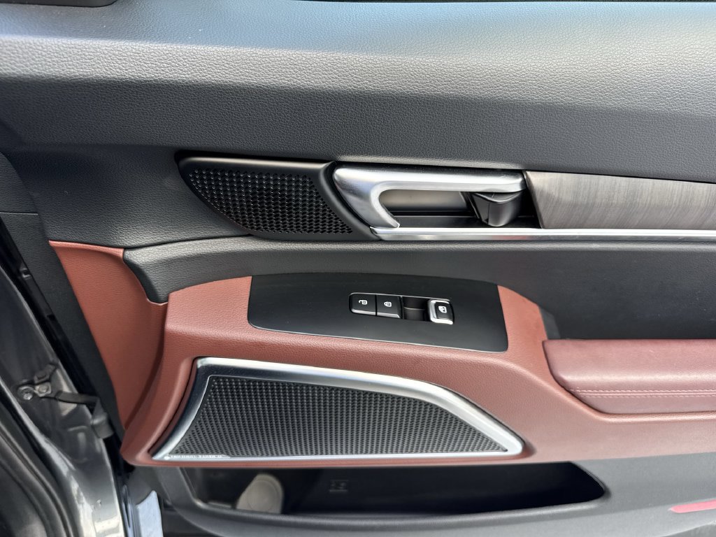 Used 2023 Kia Telluride SX Prestige AWD/4WD image 45