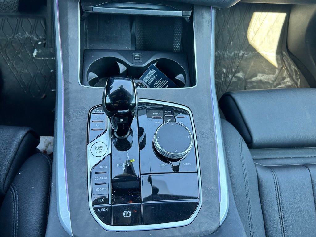 Used 2022 BMW X5 xDrive40i w/ Premium Package image 22