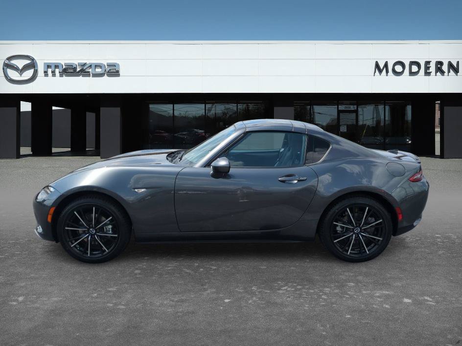 New 2026 MAZDA MX-5 Miata RF Grand Touring RWD image 2