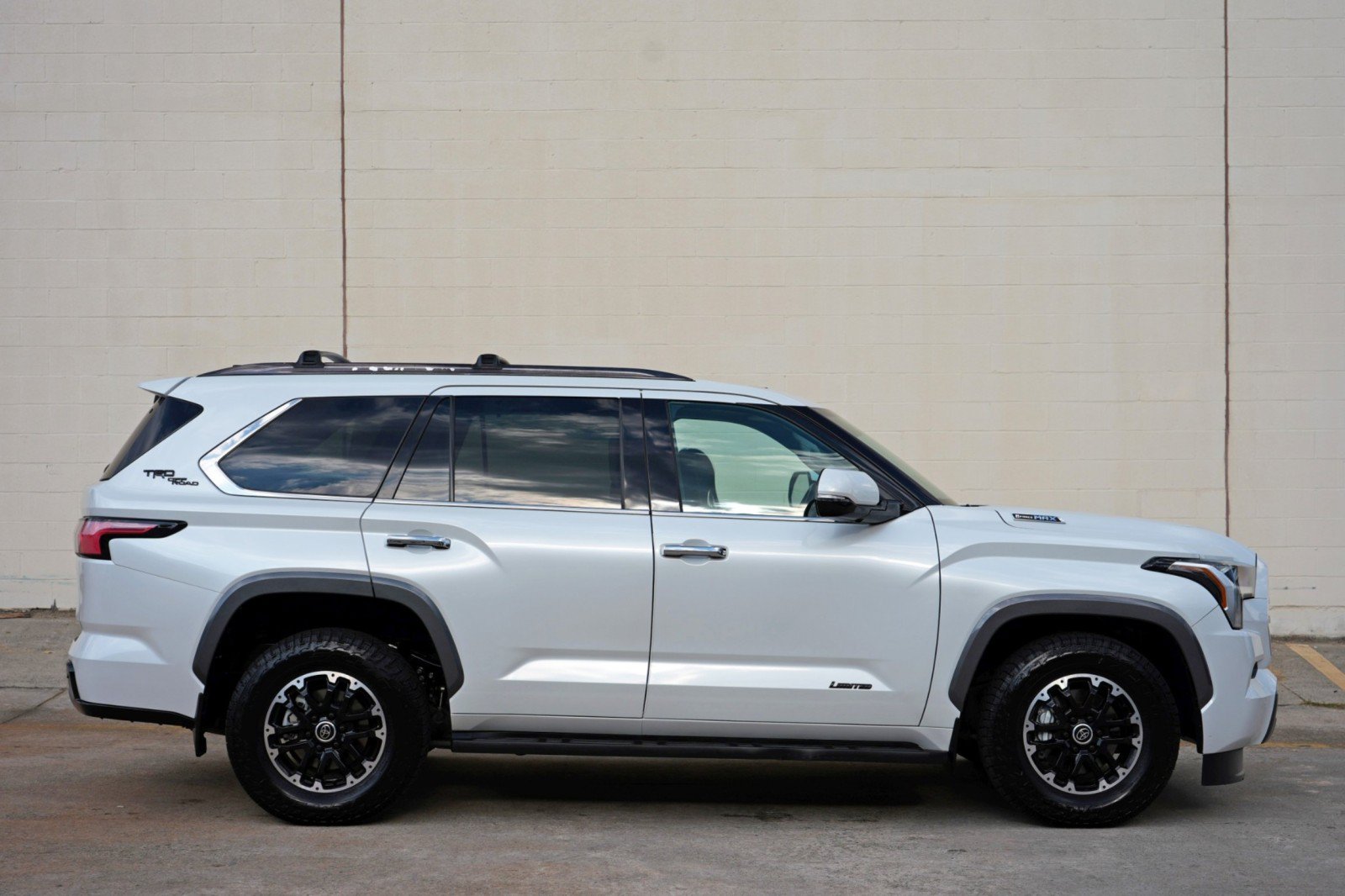 Used 2023 Toyota Sequoia Limited w/ TRD Off-Road Package AWD/4WD image 56