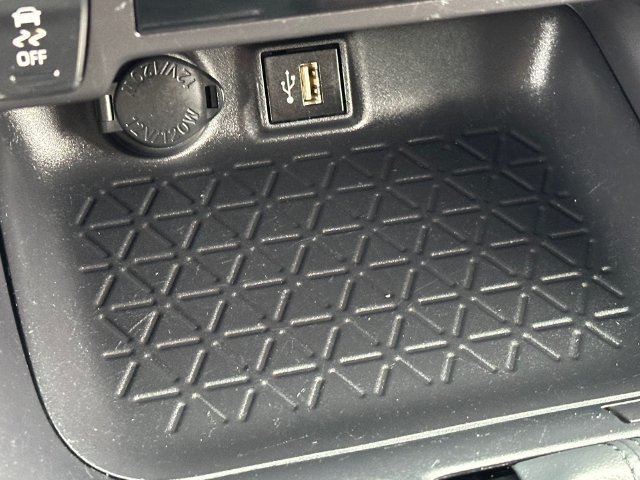 Certified 2025 Toyota RAV4 XLE AWD/4WD image 18