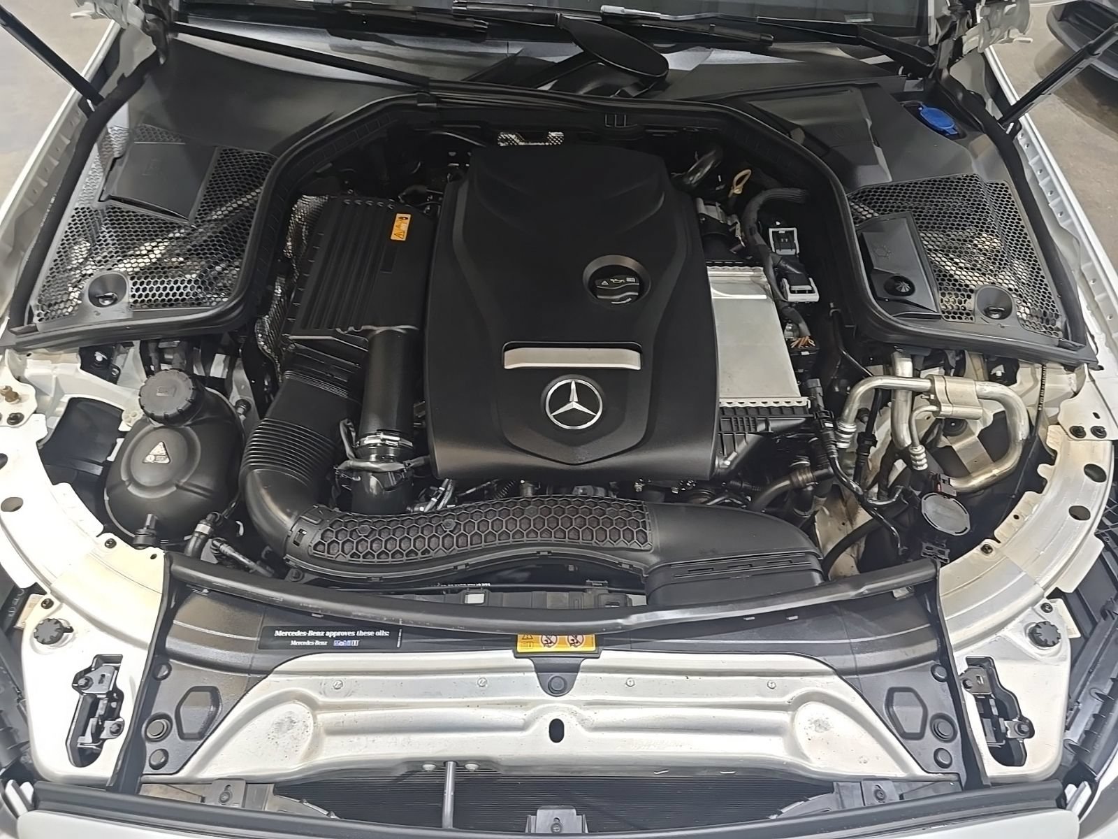 Used 2018 Mercedes-Benz C 300 Sedan image 35