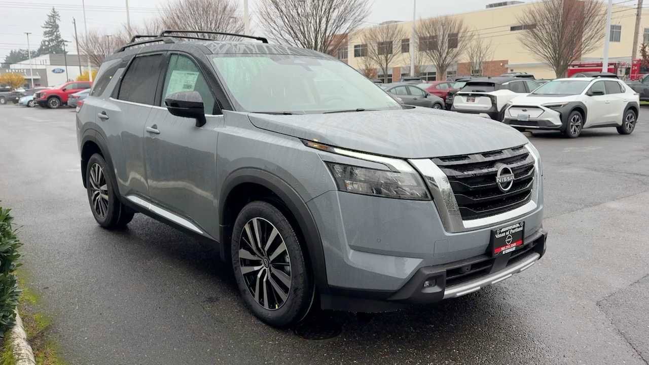 New 2025 Nissan Pathfinder Platinum w/ Cargo Package image 5