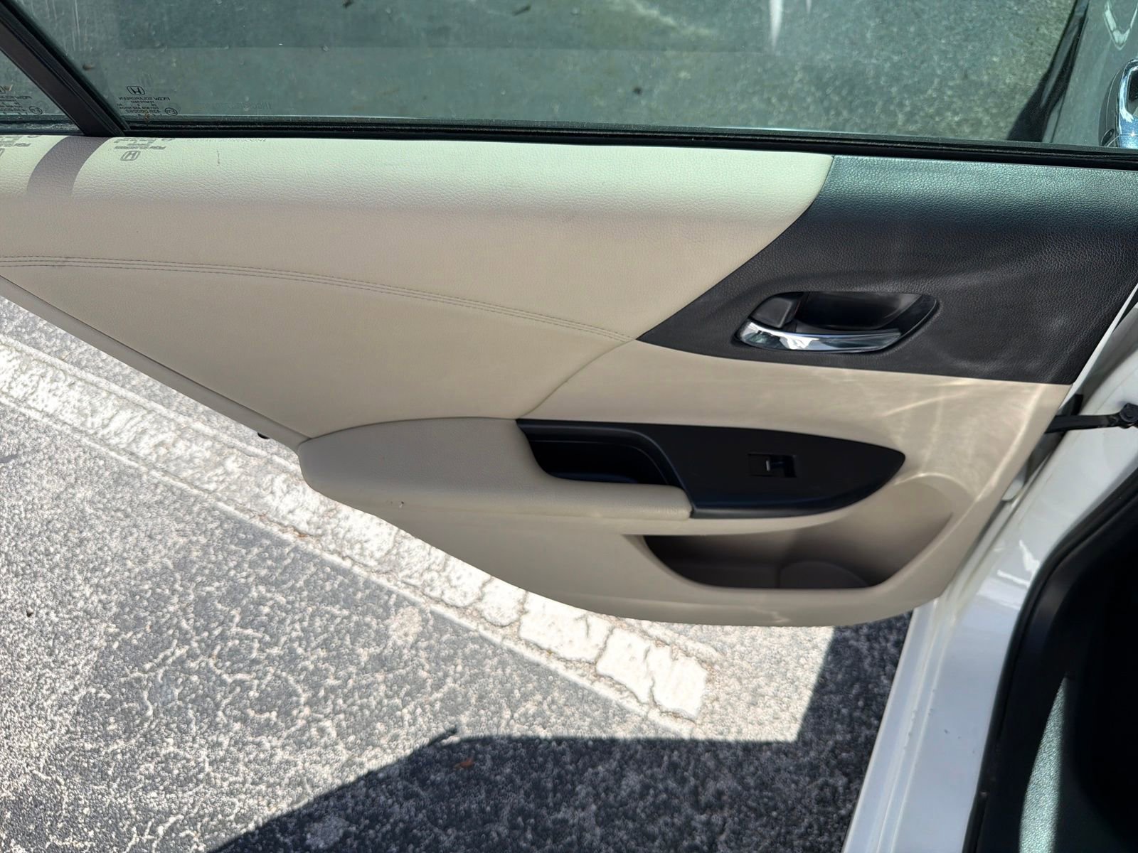 Used 2014 Honda Accord EX-L image 24