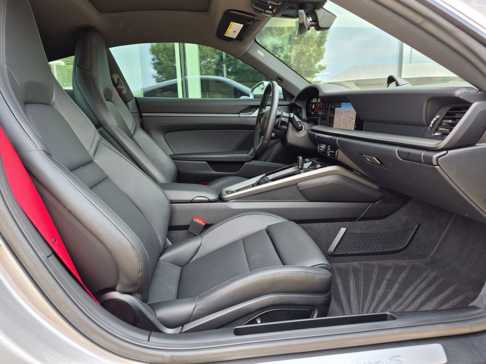 Certified 2025 Porsche 911 Carrera S RWD image 22