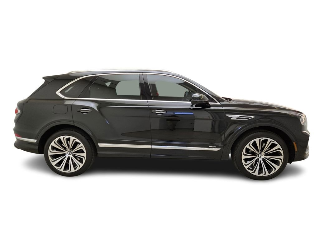 Used 2024 Bentley Bentayga image 11