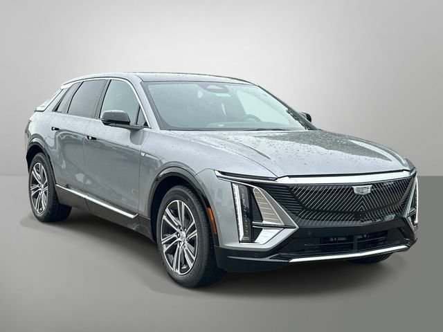 Used 2026 Cadillac Lyriq Luxury w/ LPO, Floor Liner Package AWD/4WD image 13