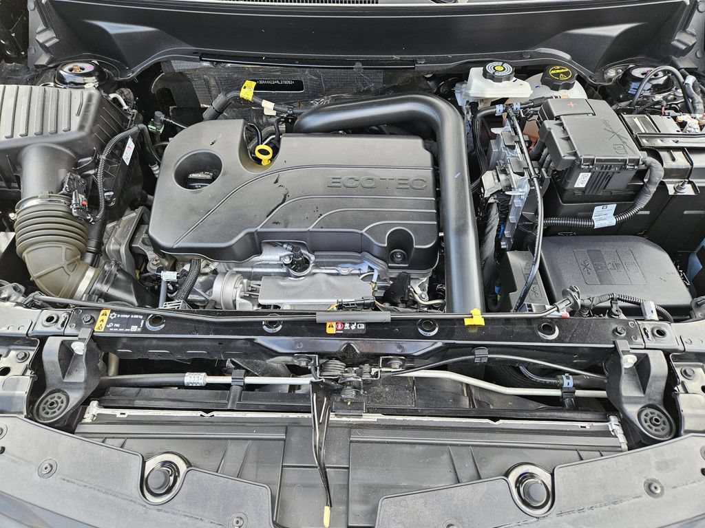 Used 2024 Chevrolet Equinox LT w/ LPO, Floor Liner Package FWD image 31