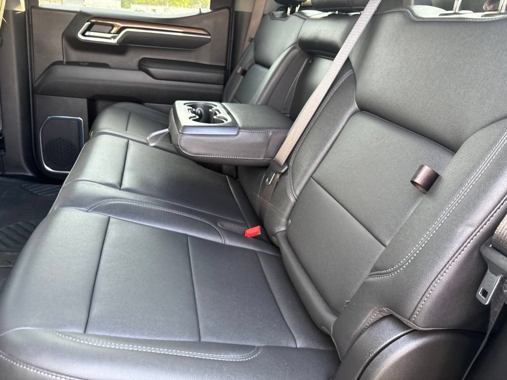 Used 2025 Chevrolet Silverado 1500 LT Trail Boss w/ Convenience Package II AWD/4WD image 10