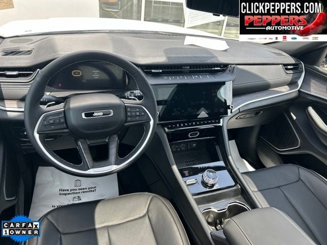 Used 2026 Jeep Grand Cherokee Limited AWD/4WD image 12