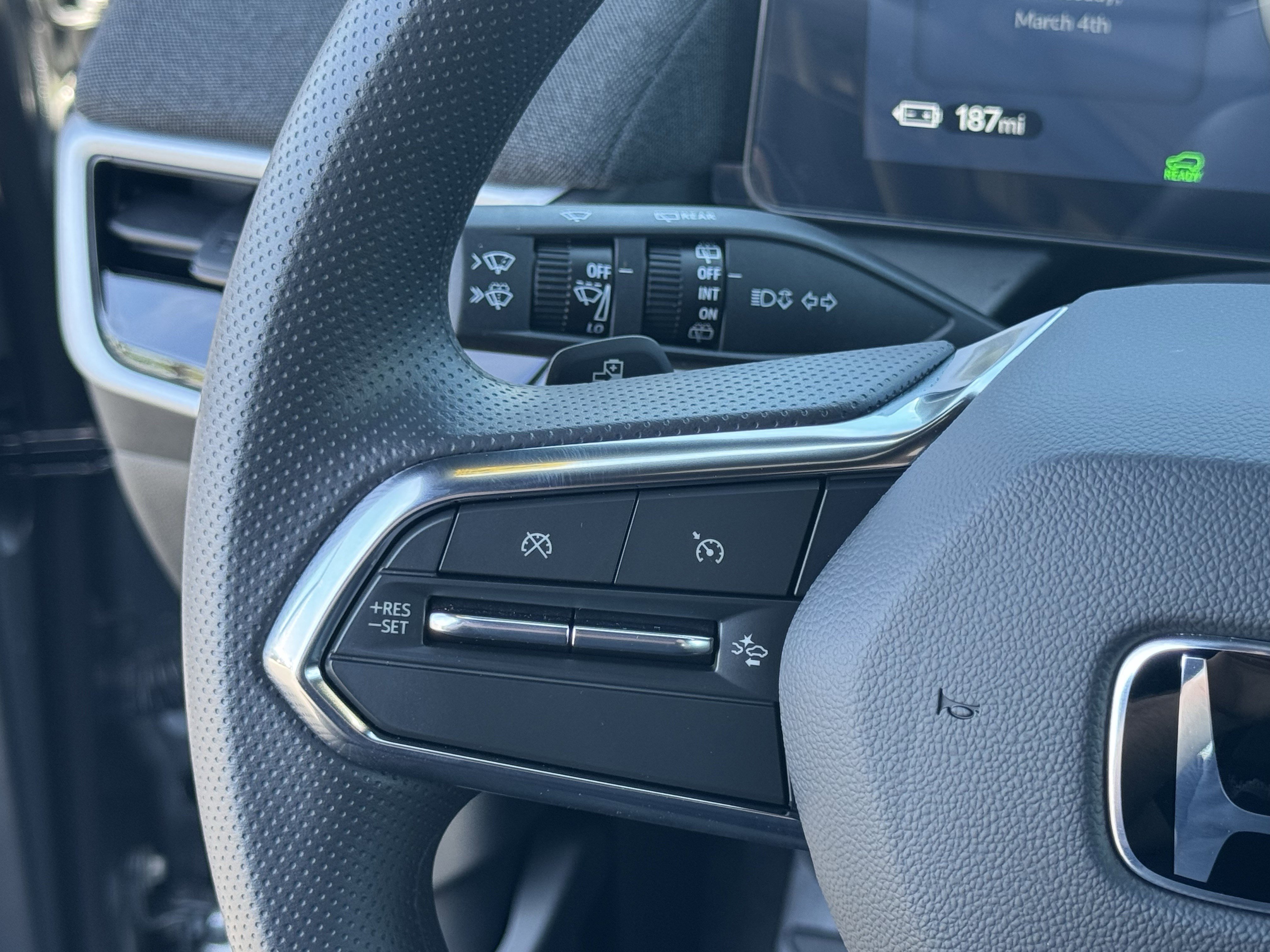 Used 2025 Honda Prologue EX image 19