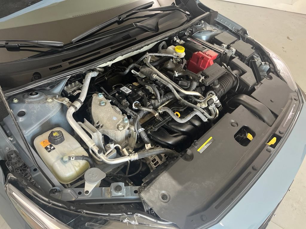 Used 2025 Nissan Sentra SR FWD image 10
