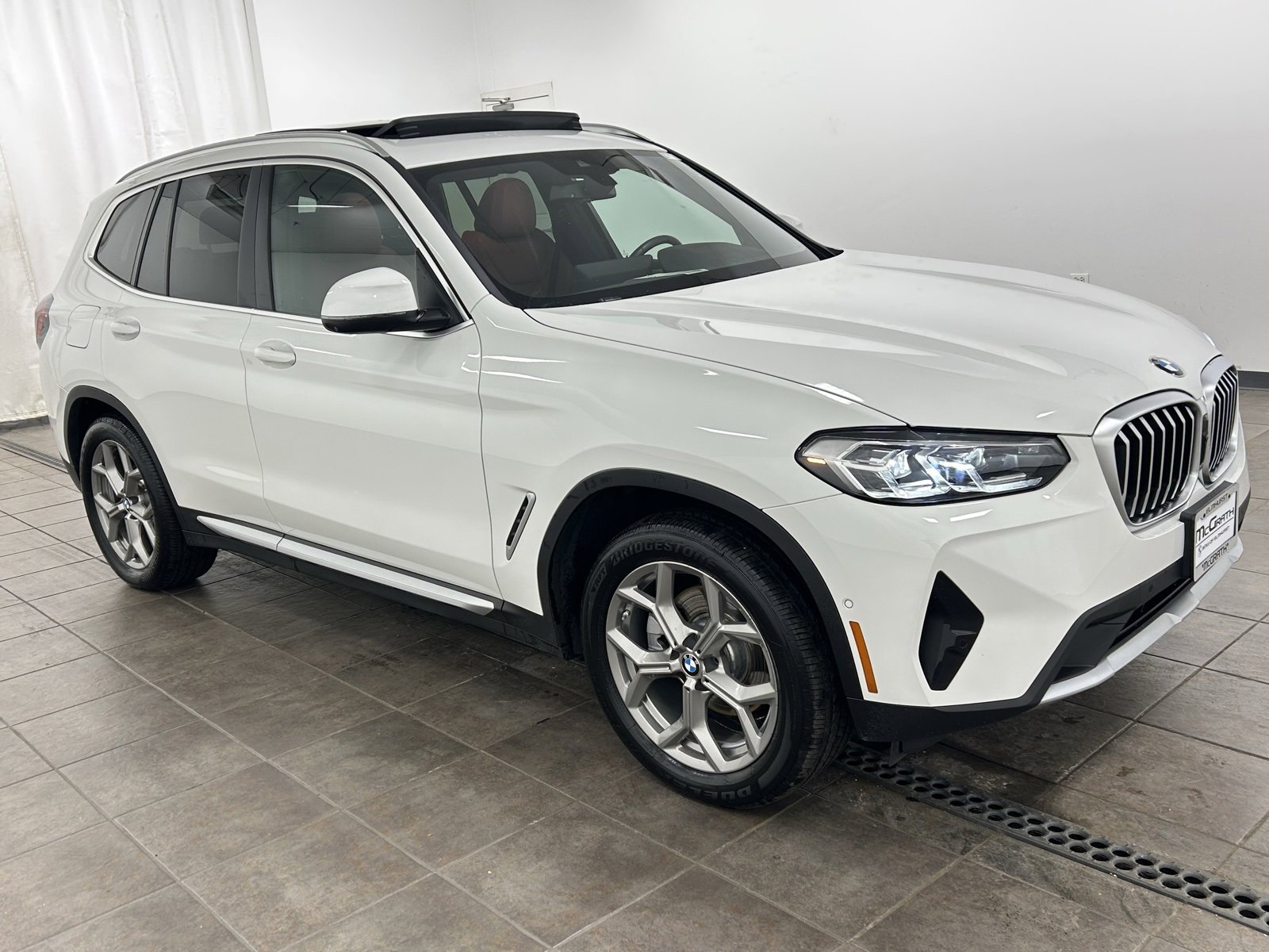 Used 2024 BMW X3 xDrive30i w/ Premium Package image 6
