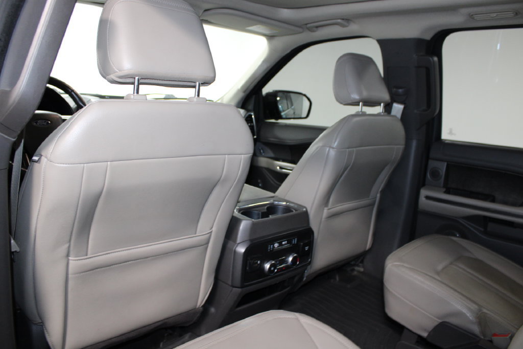 Used 2021 Ford Expedition Limited AWD/4WD image 27