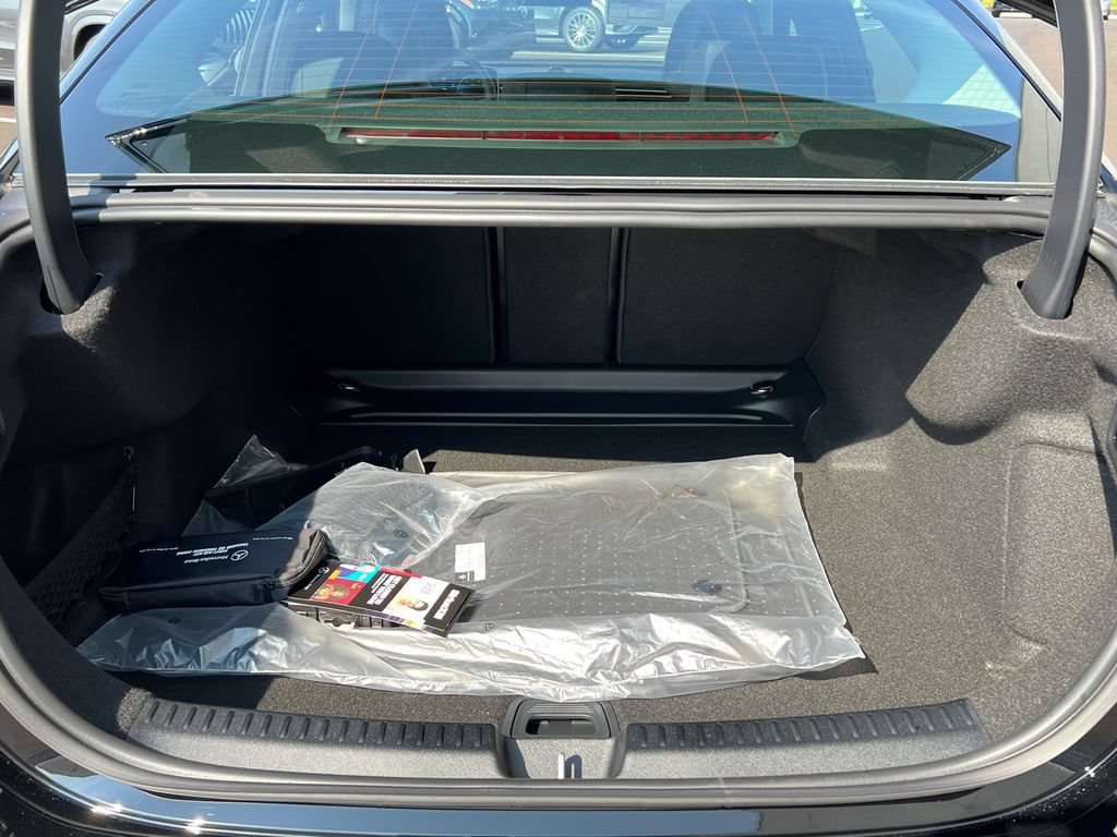 New 2026 Mercedes-Benz E 350 4MATIC Sedan image 7