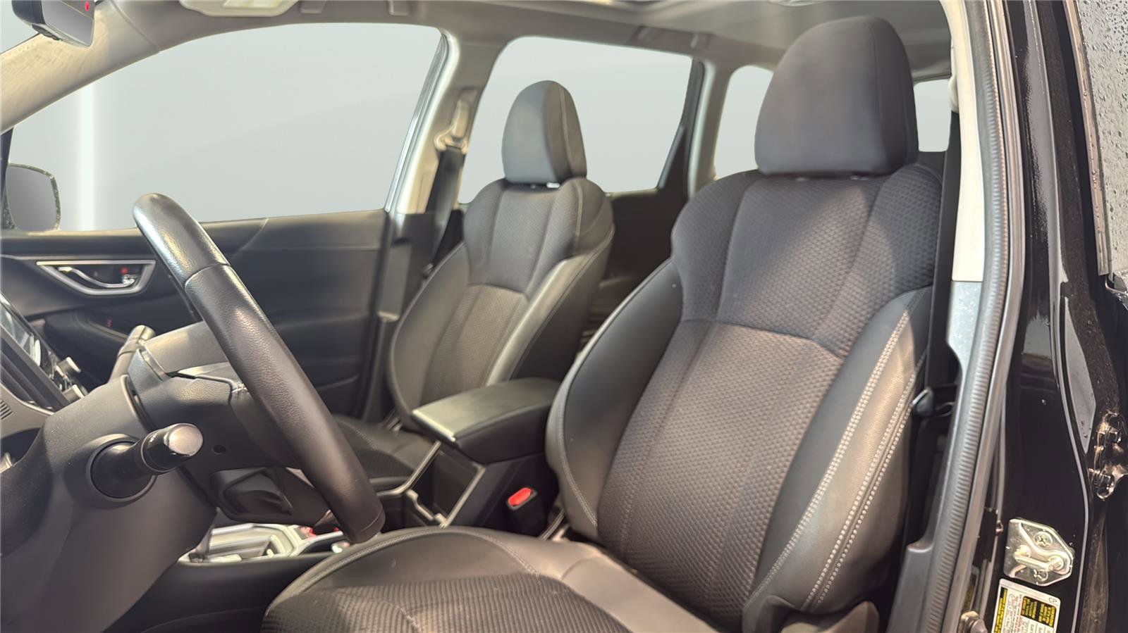 Used 2023 Subaru Forester Premium image 12