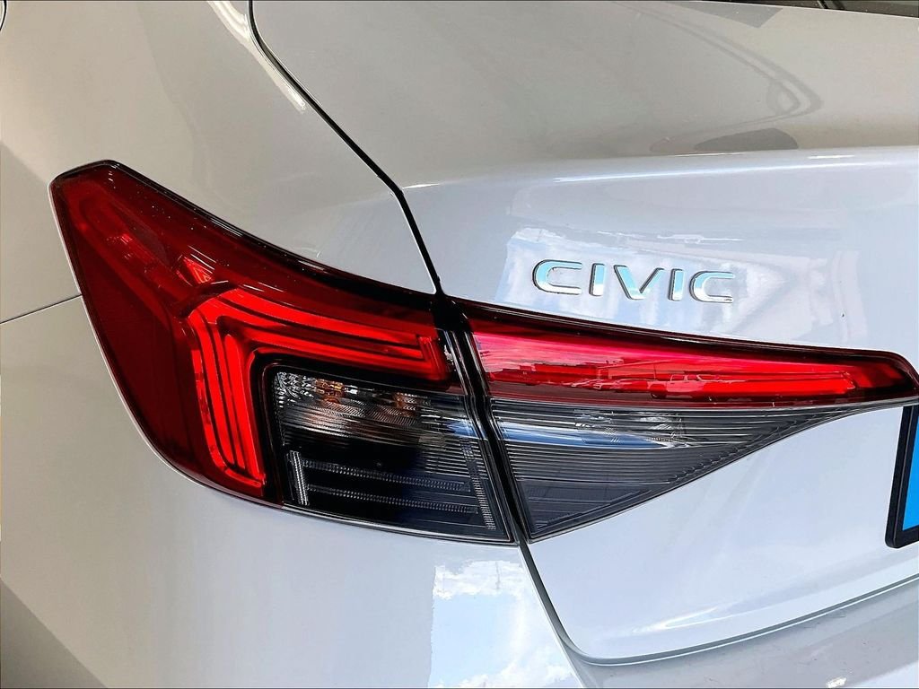 Used 2023 Honda Civic Touring image 34
