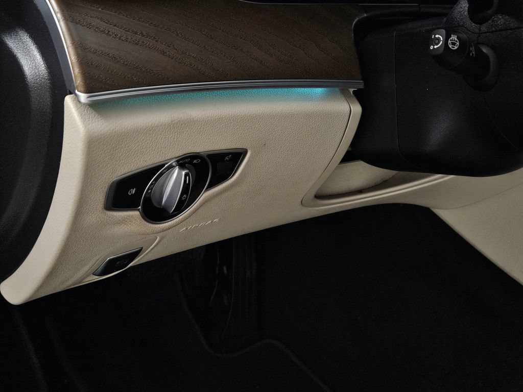 Used 2019 Mercedes-Benz E 300 w/ Premium 1 Package image 19